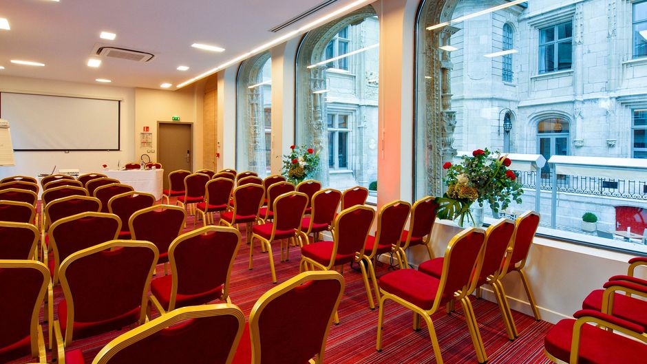 Hotel de Bourgtheroulde, Autograph Meeting