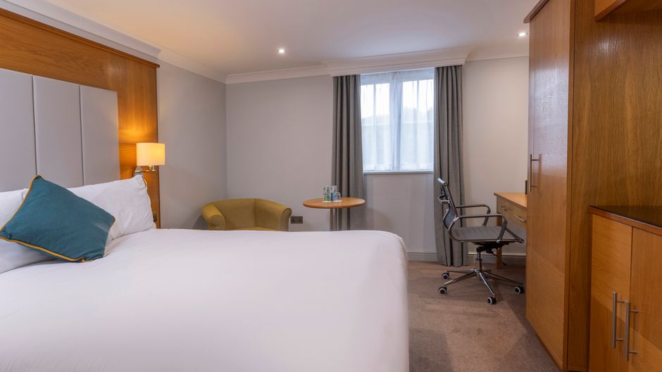 Crowne Plaza East Midlands Airport Room