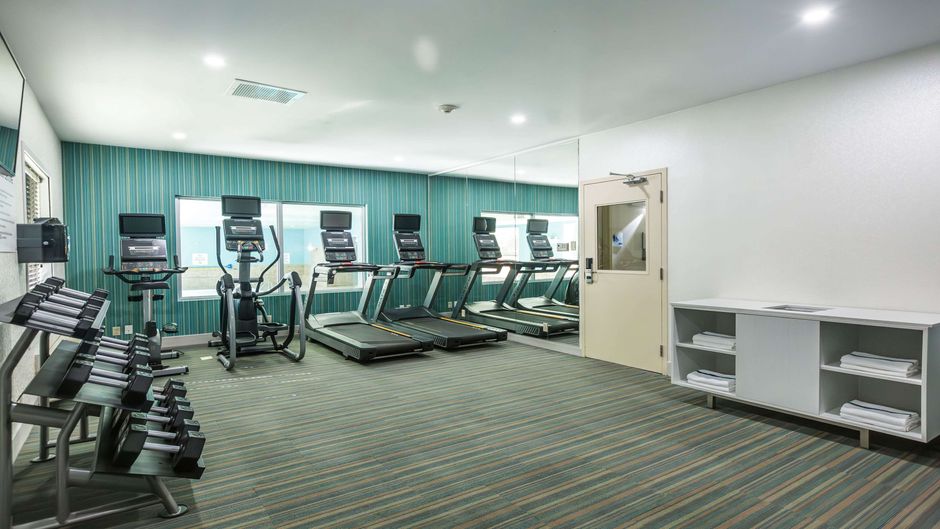 Holiday Inn Express/Suites Regina-South Health Club