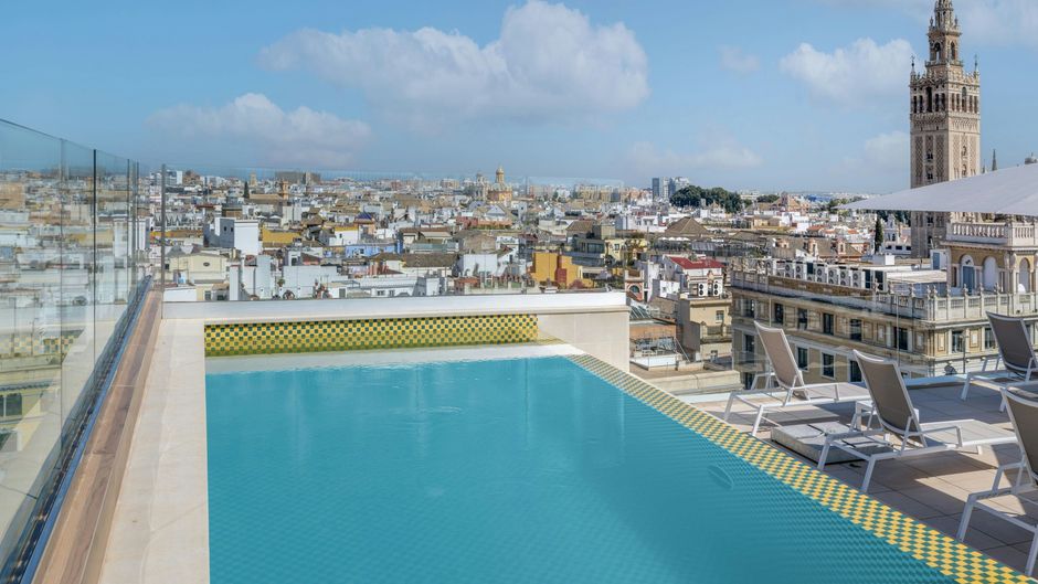 Querencia de Seville-Autograph Coll. Pool