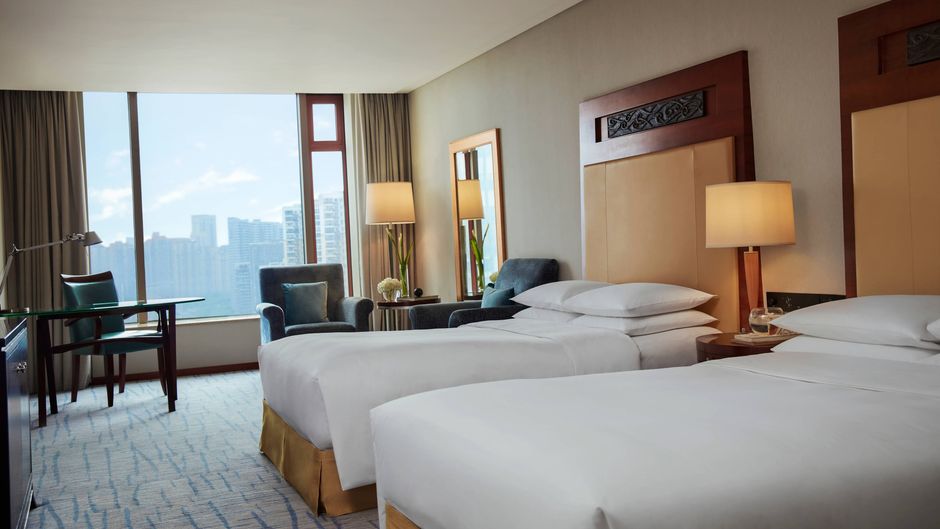 Renaissance Wuhan Hotel Room