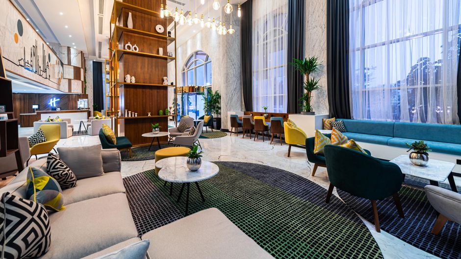 Holiday Inn Riyadh Al Malaz Exterior