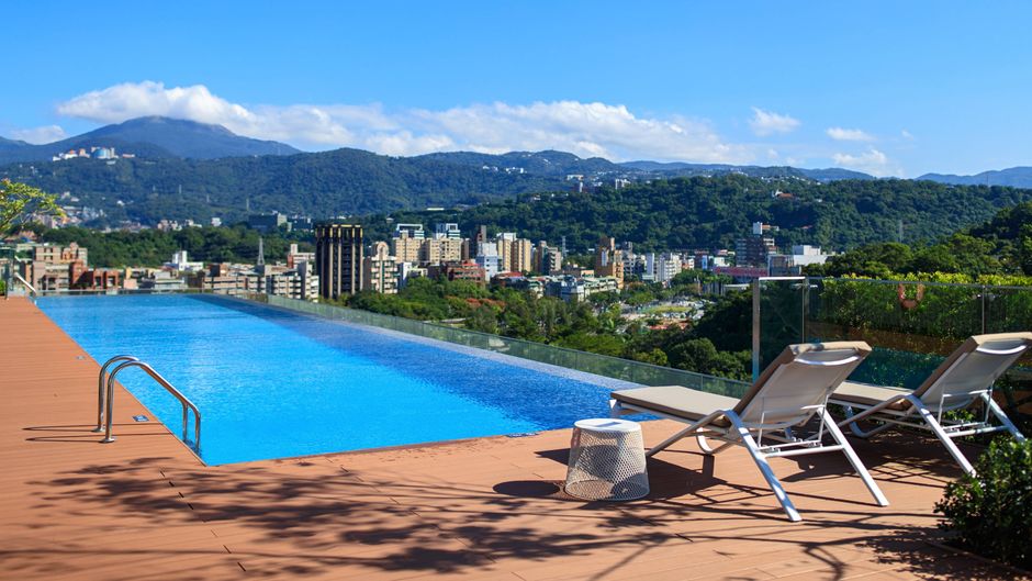 Renaissance Taipei Shihlin Hotel Pool