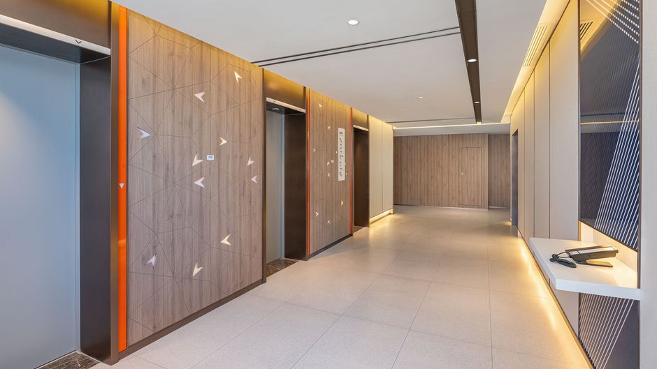 Holiday Inn Exp Suxian Lobby