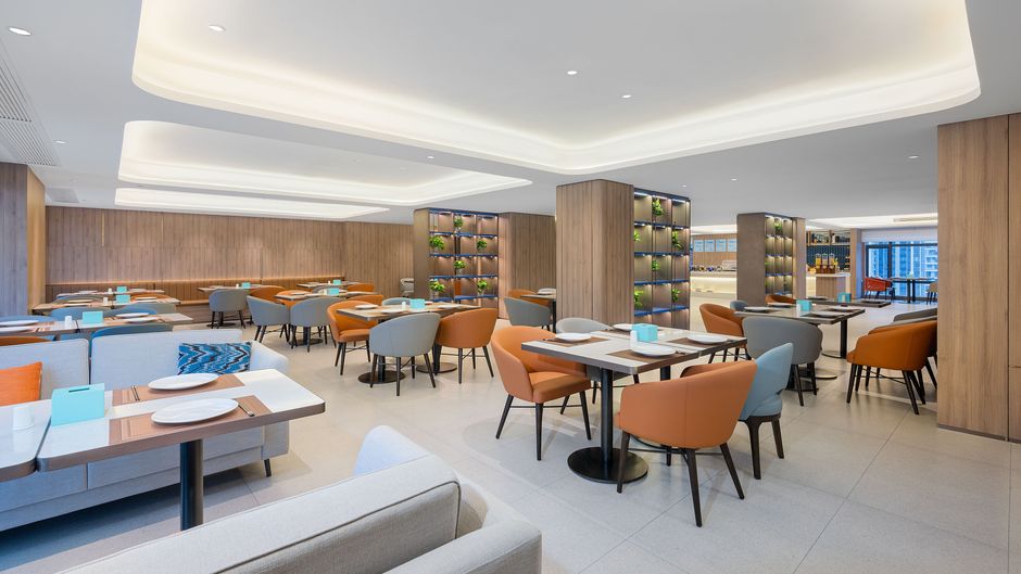 Holiday Inn Exp Suxian Restaurant