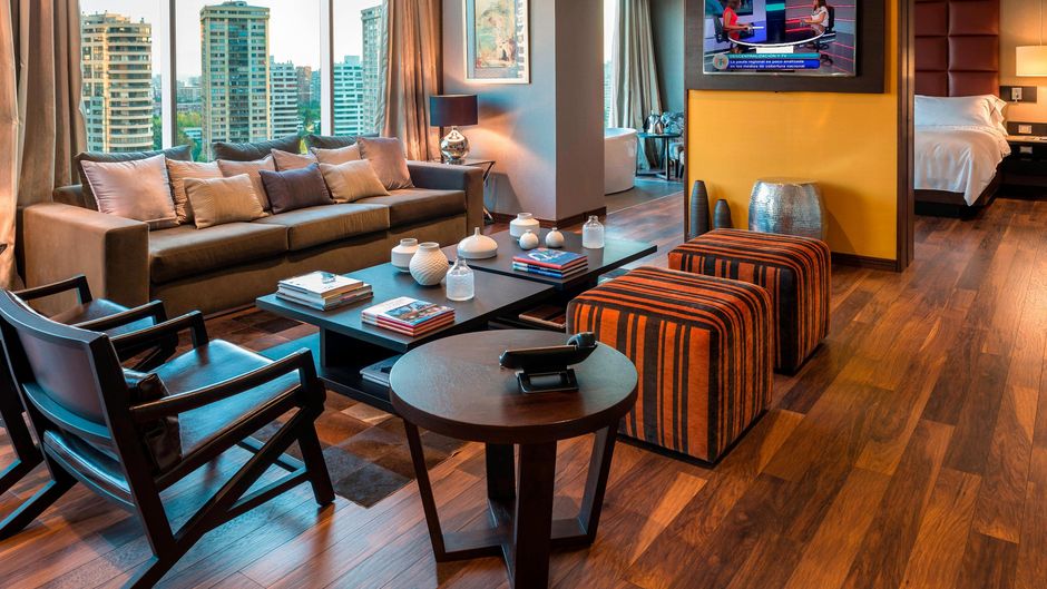 Renaissance Santiago Hotel Suite