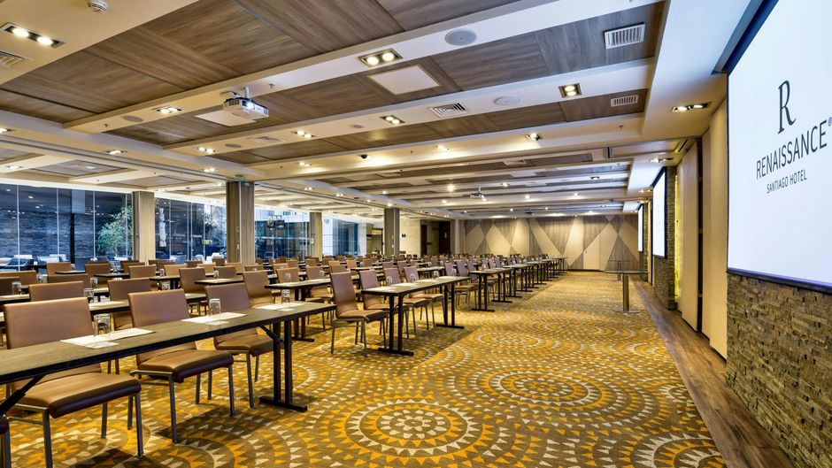 Renaissance Santiago Hotel Meeting