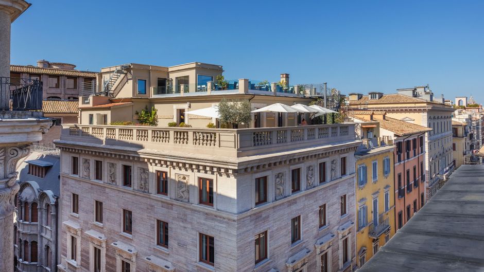Singer Palace Hotel Exterior