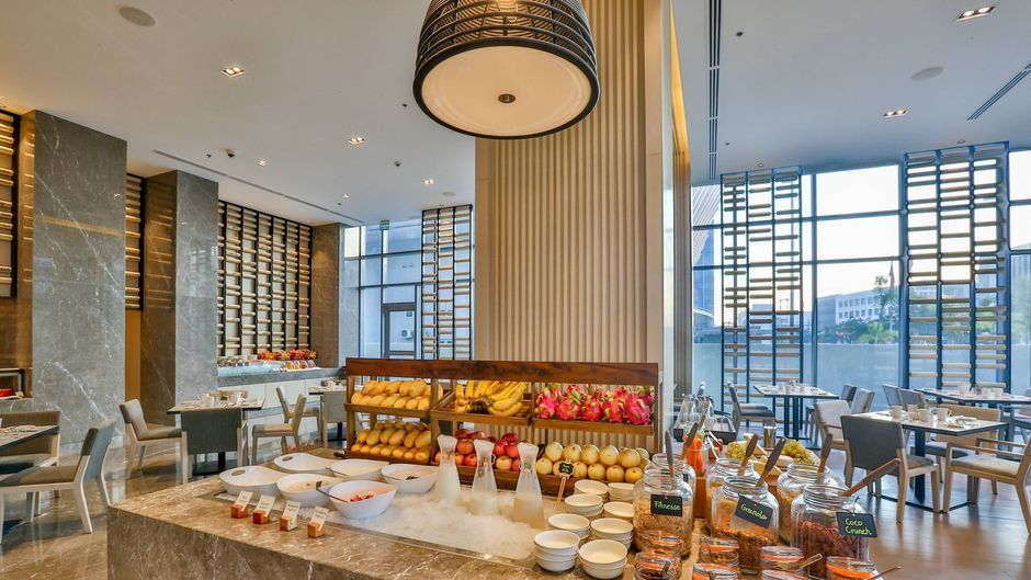 Courtyard by Marriott Iloilo Restaurant