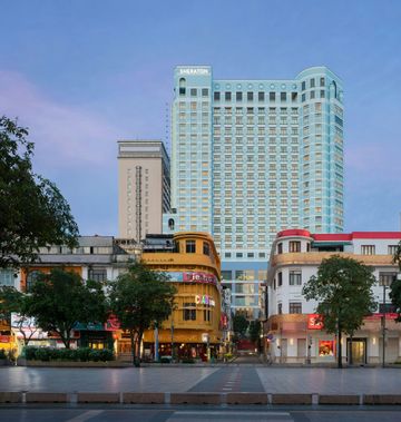 Sheraton Saigon Grand Opera Hotel