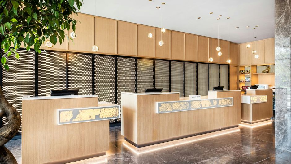 Courtyard Baku Lobby