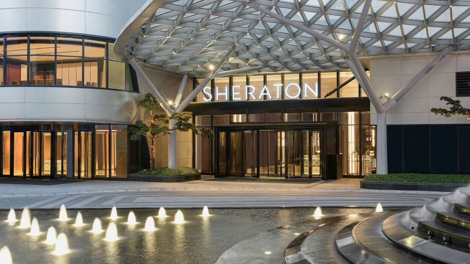 Sheraton Pujiang Exterior