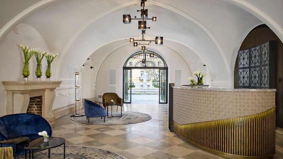 Hotel Verte Warsaw, Autograph Collection Lobby