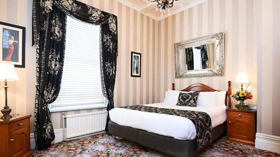 Princes Gate Hotel Room