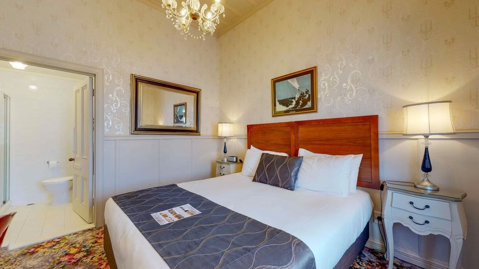Princes Gate Hotel Room
