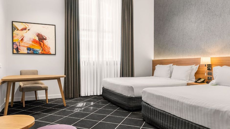 Furama Darling Harbour Room