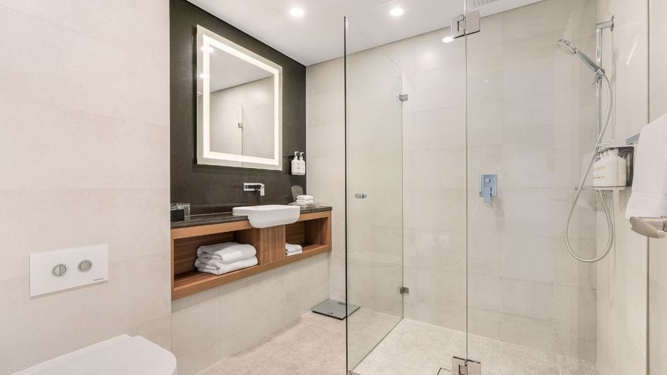 Furama Darling Harbour Room