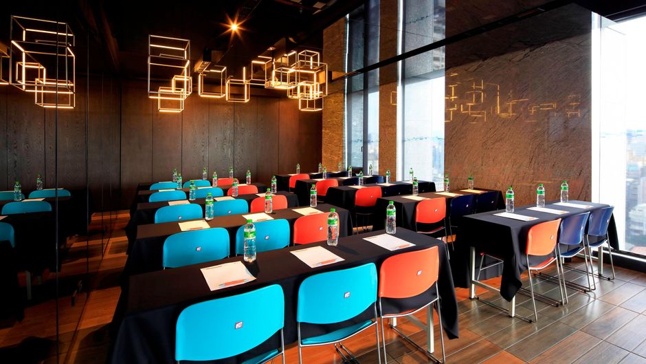 Aloft Taipei Zhongshan Meeting