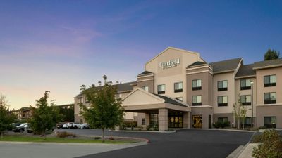 Fairfield Inn & Suites Moscow