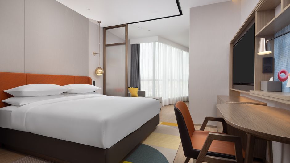Home2 Suites Kashi Ancient City Room