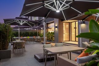 Home2 Hilton Zhengxiang