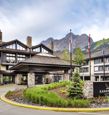 Pomeroy Kananaskis Mountain Lodge