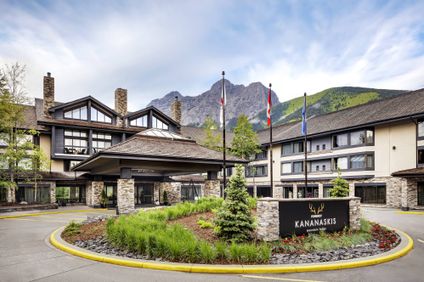Pomeroy Kananaskis Mountain Lodge