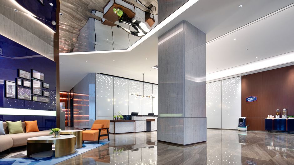 Hampton Xianyang Stadium Lobby