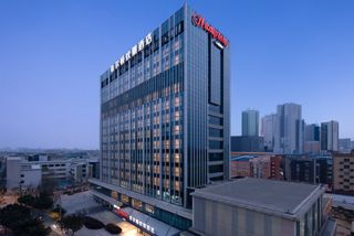 Hampton Chengdu Railway North Station