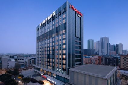 Hampton Chengdu Railway North Station