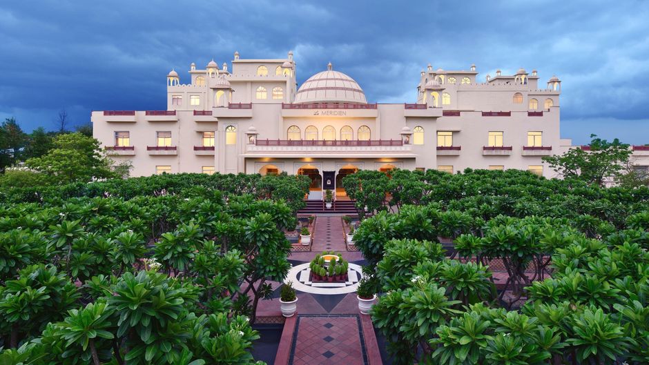 Le Meridien  Jaipur Resort & Spa Exterior