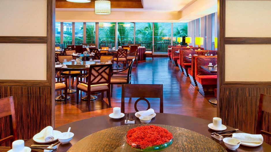 Le Meridien Shimei Bay Beach Resort Restaurant
