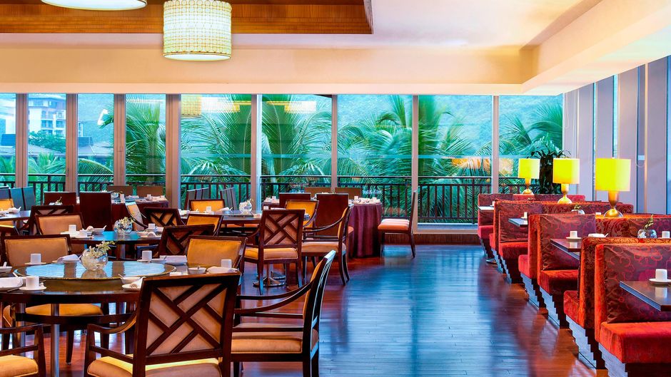 Le Meridien Shimei Bay Beach Resort Restaurant