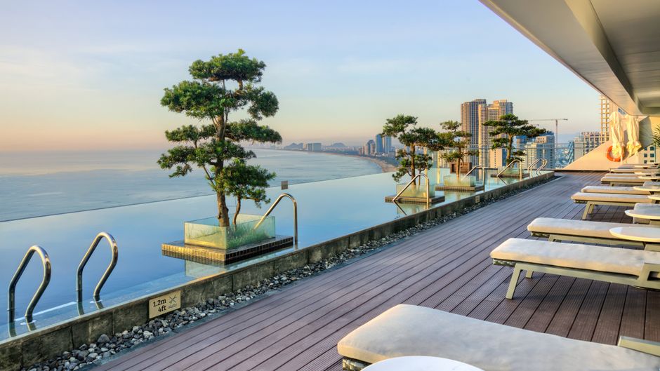 Hilton Garden Inn Da Nang Pool