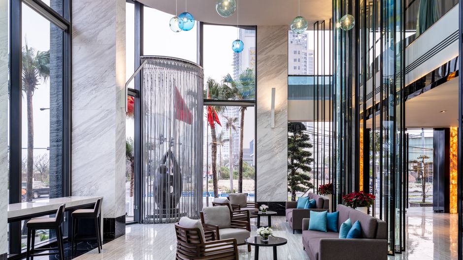 Hilton Garden Inn Da Nang Lobby