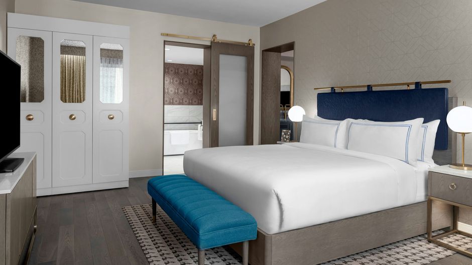 The Dorian, Autograph Collection Suite