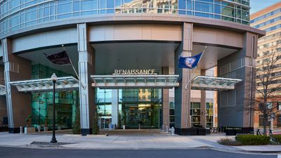 Renaissance Arlington Capital View Hotel