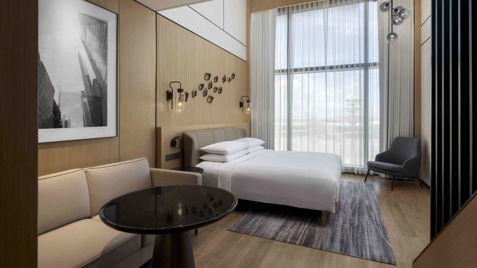 Sheraton Manila Hotel Suite