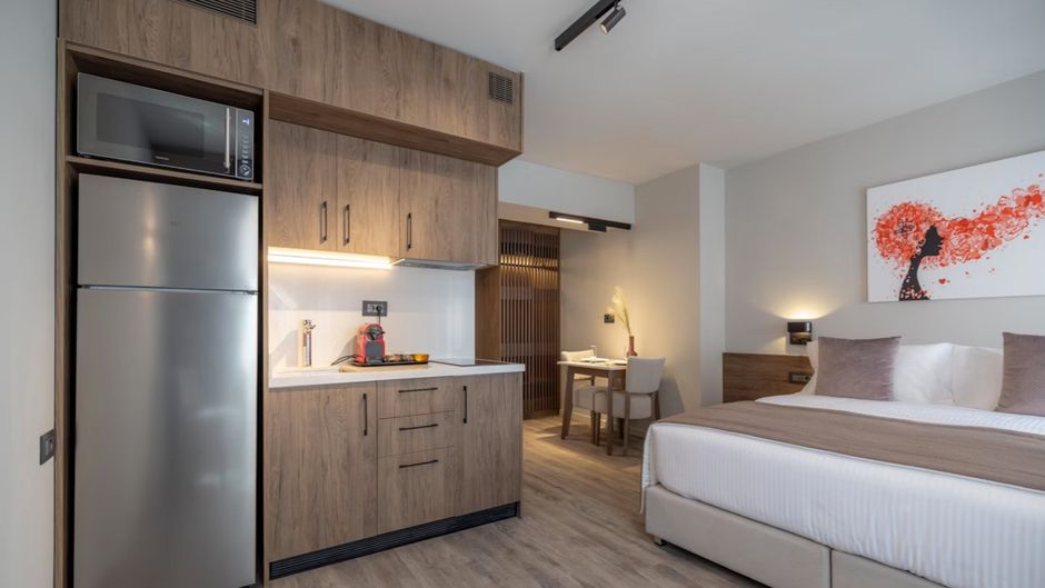 507 Athens Room