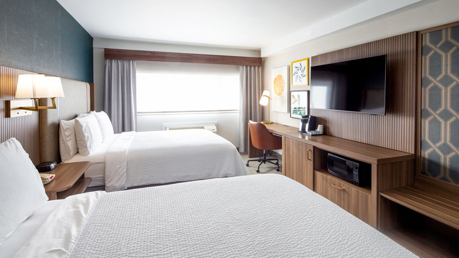 Holiday Inn Hinton Room