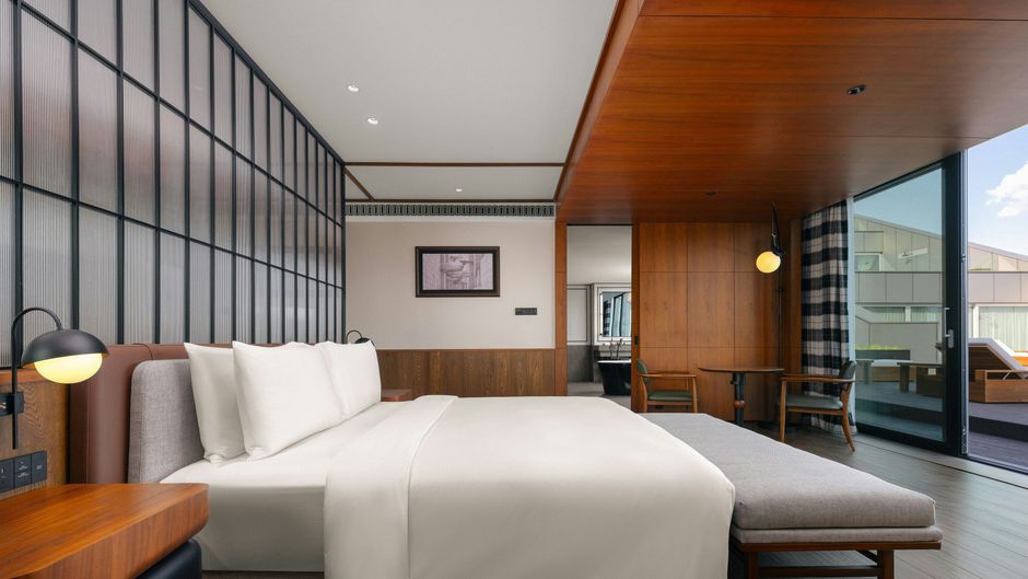 Flow And Co Qingdao Autograph Suite