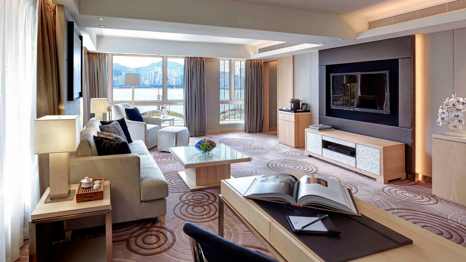 The Royal Garden Hong Kong Suite
