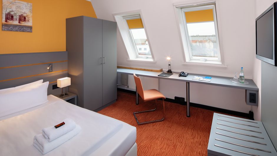 VCH by TOP Hotel Dietrich Bonhoeffer Room