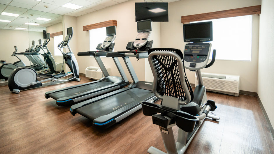 Holiday Inn Express & Suites Juarez Health Club