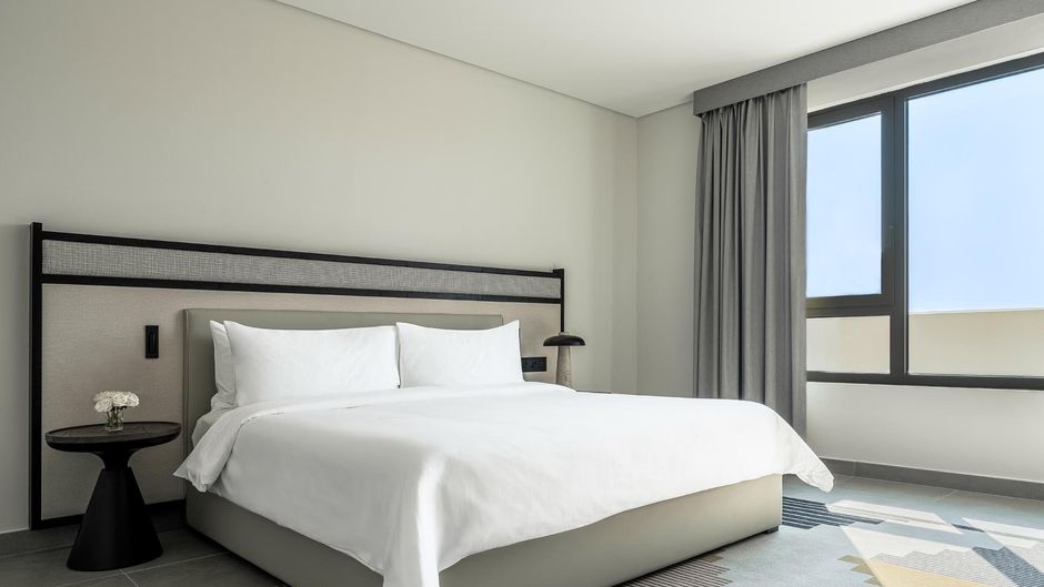 Fraser Suites Al Liwan Room