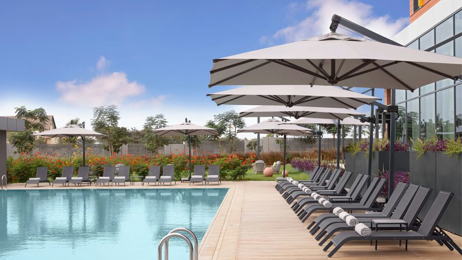 Courtyard By Marriott Dakar Diamniadio Pool