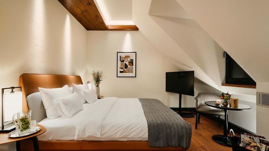 DO & CO Hotel Munich Room