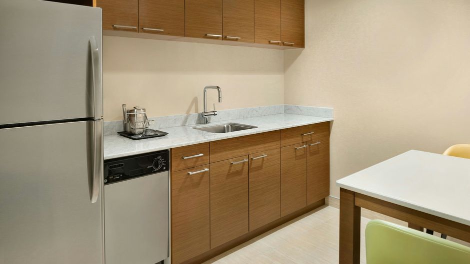 The Westin Wall Centre-Vancouver Airport Room