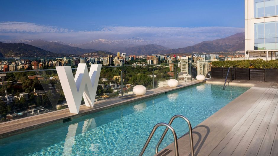 W Santiago Pool