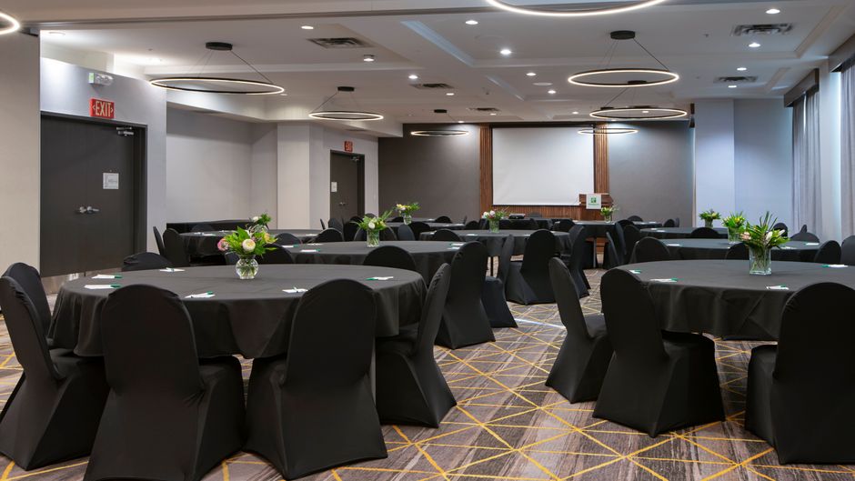 Holiday Inn Hotel & Suites Kamloops Ballroom